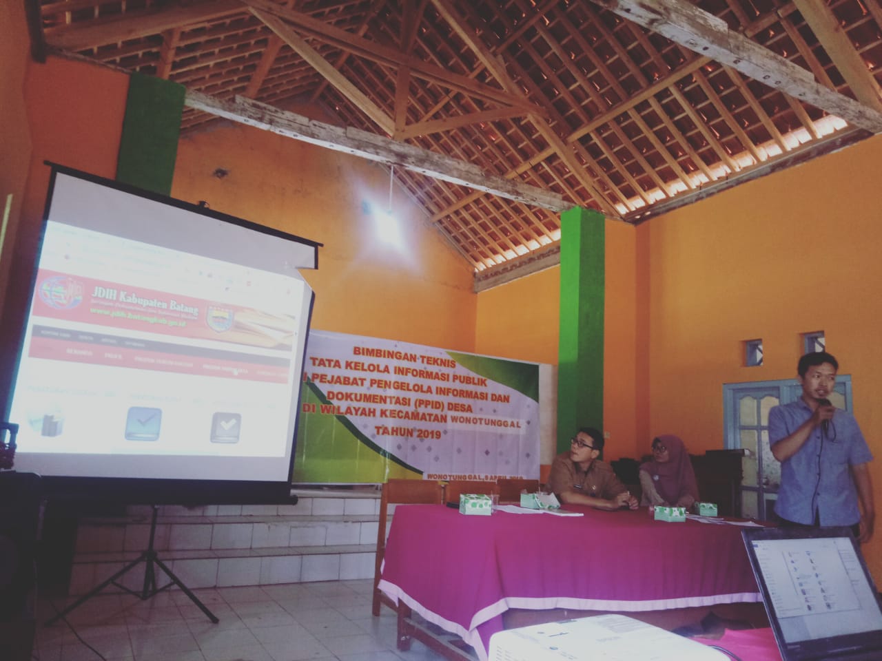 <h4><b>Bimtek Integrasi Website Desa Kabupaten Batang Tahun 2019</b></h4>